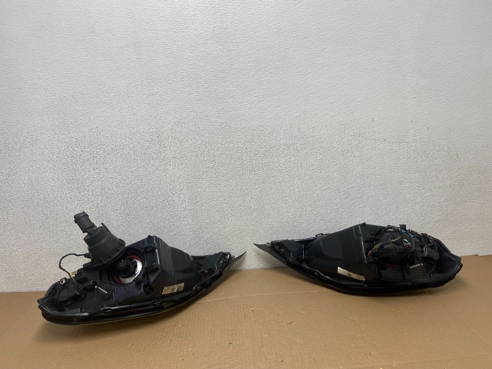 2000 to 2005 Mercury Sable Left+Right Side Set Halogen Headlights AB6122 DW7