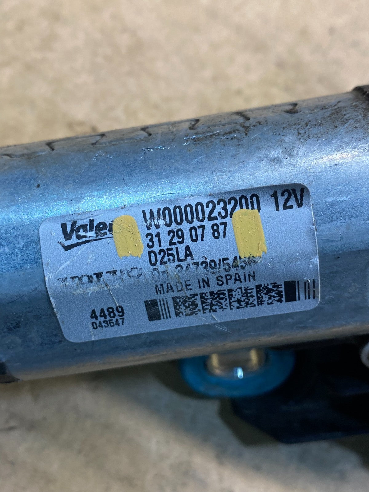2008-2016 Volvo V70 XC60 XC70 Tailgate Back Door Rear Wiper Motor Wiper AD75084