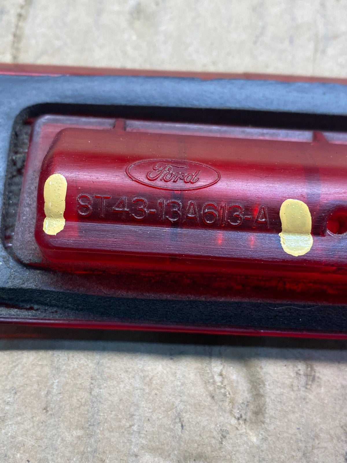 2007 to 2011 Ford Edge Rear Third Brake 3rd Light Lamp AD5100 DG2