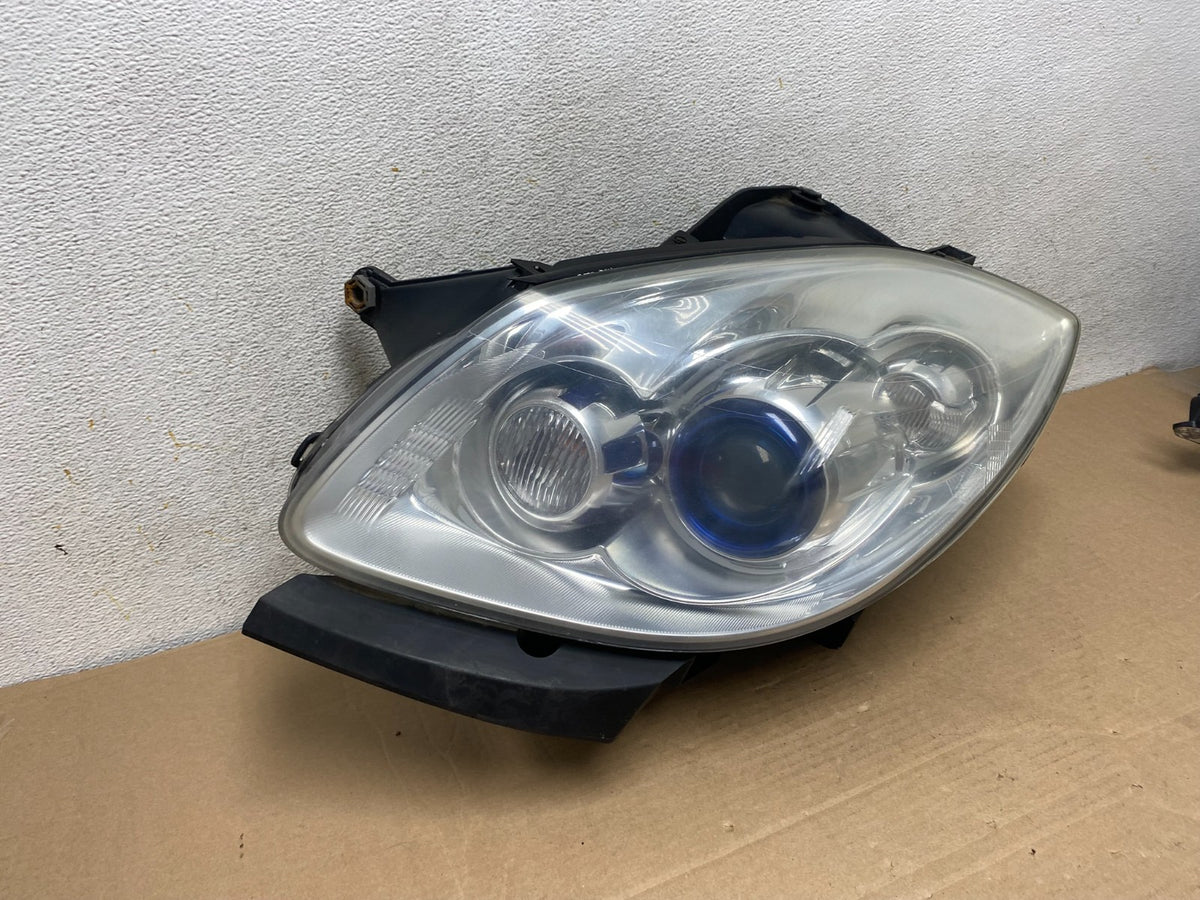 2008-2012 Buick Enclave Left Driver Headlight Xenon Hid One Ballast AH9333 DW2