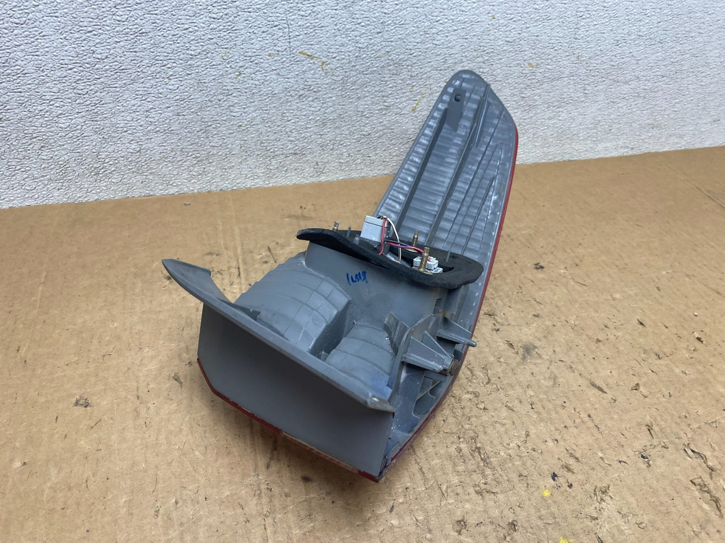 2003 to 2004 Honda Accord Sedan Left Driver Lh Side Tail light Q7922 DW4