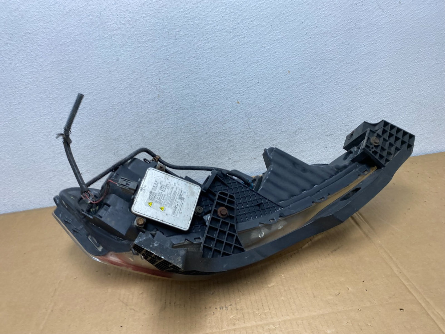 2009 to 2011 Acura TL Headlight Left Driver LH Side Xenon HID TYC AD0794 DW10