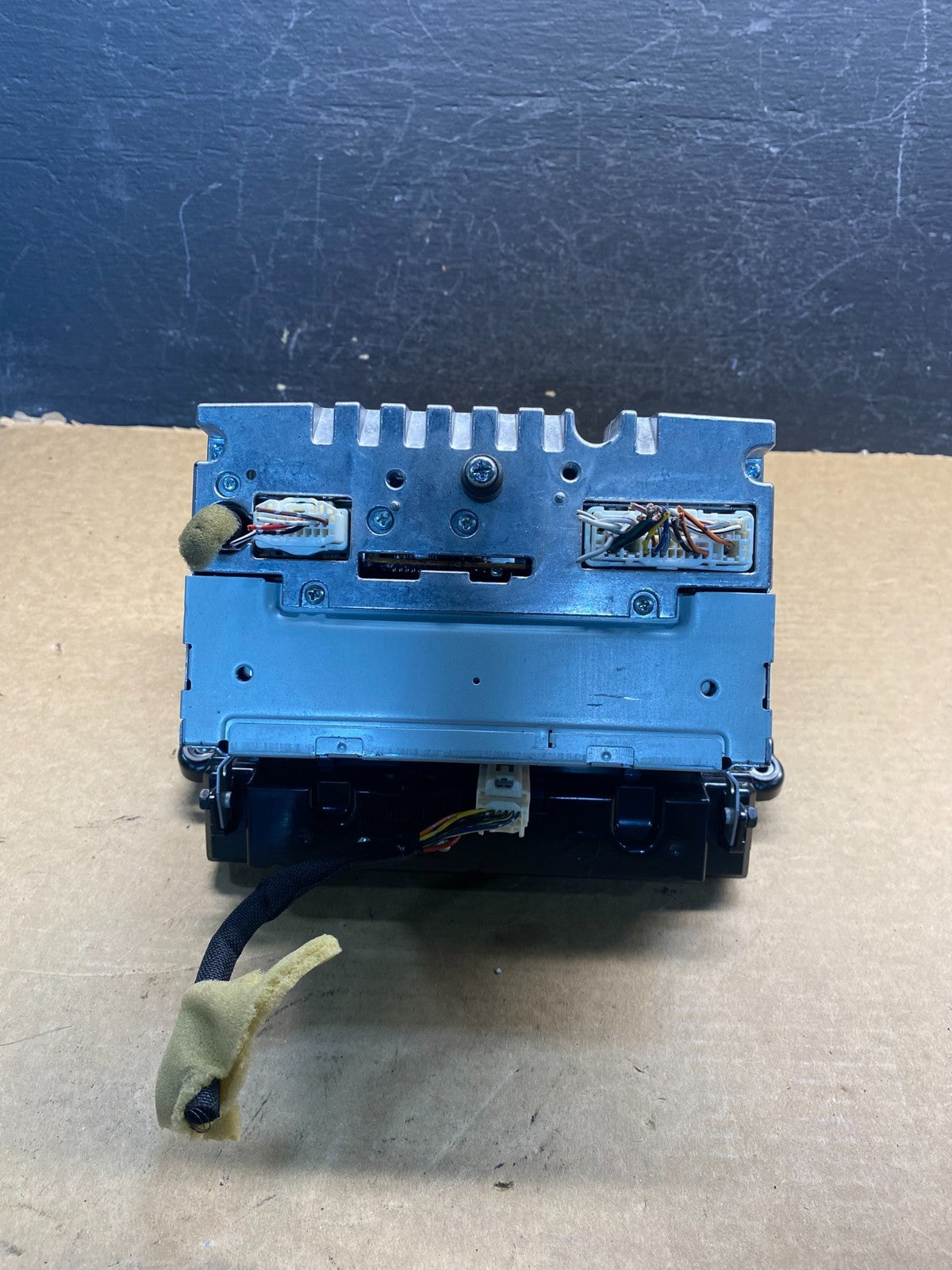 2008 2009 Mazda 3 Radio Stereo CD MP3 Player Control ad9878 DG5