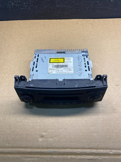 2010 to 2013 Sprinter 2500 3500 AM FM Radio Single CD Disc Player AC8047 DG3