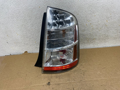 2006 to 2009 Toyota Prius Tail Light Right Passenger Side AH8038 LK0