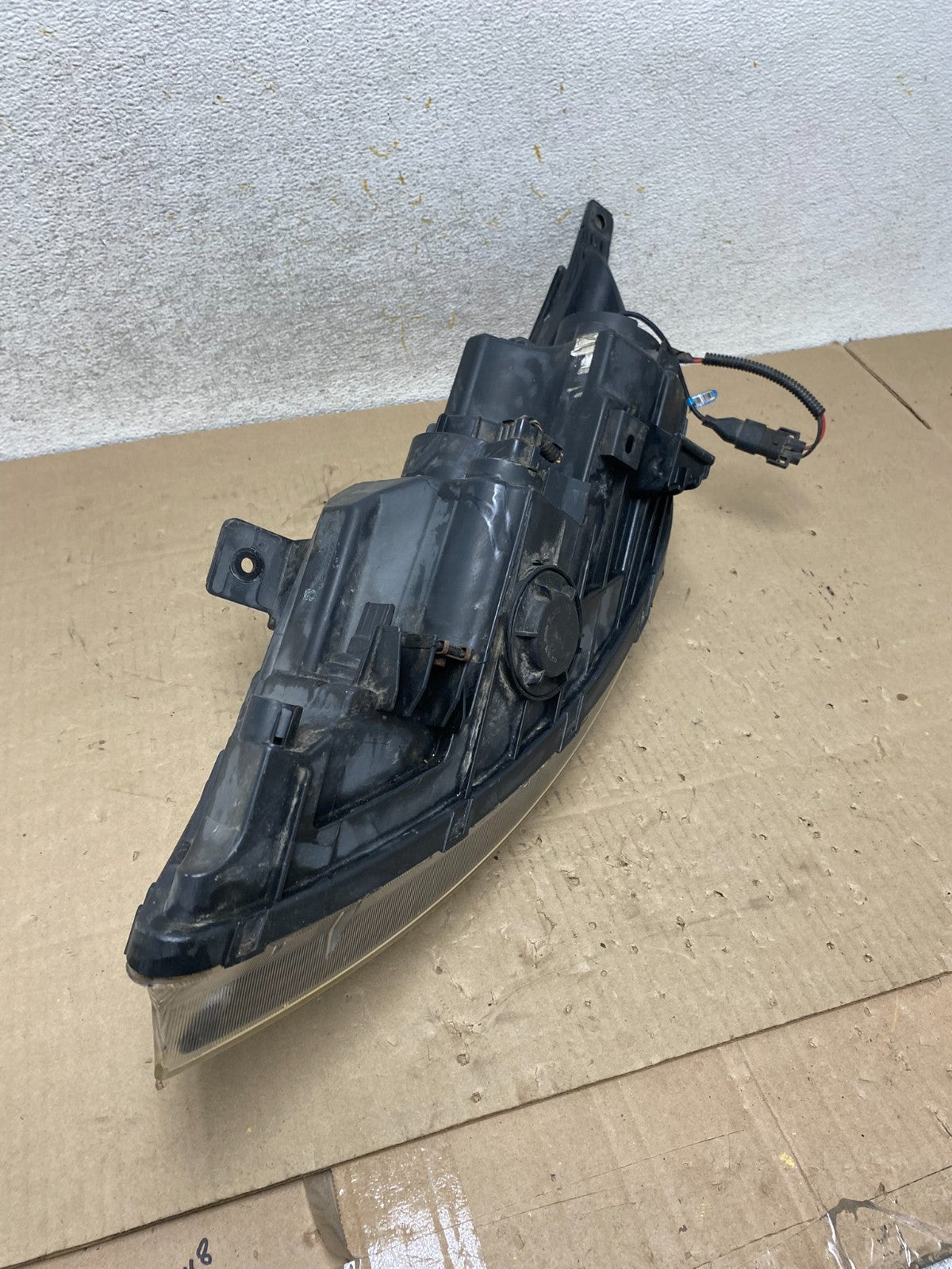 2010 2012 Kia Sportage Passenger Right Side Halogen Headlight AI2281 DW7