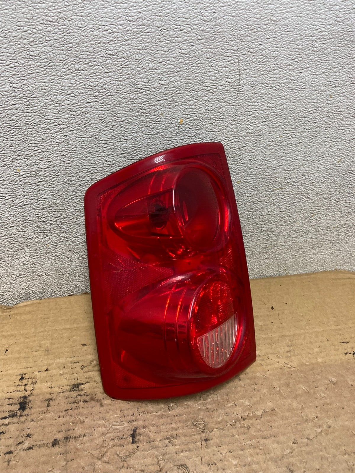 2005-2011 Dodge Dakota Lh Left Driver Side Tail Light AB3406 LK2
