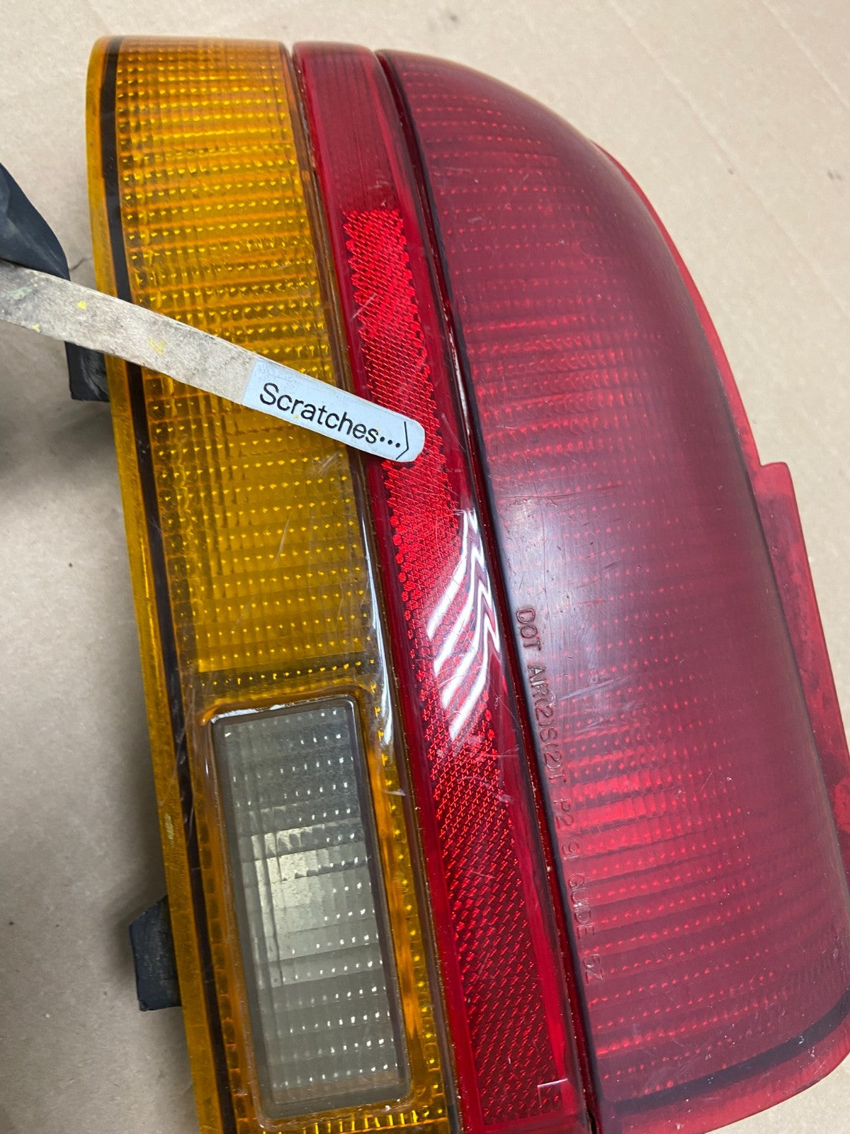 1993 - 1995 Saturn SL S-Series Left Driver LH Side Tail Light OEM AA8617 DW3