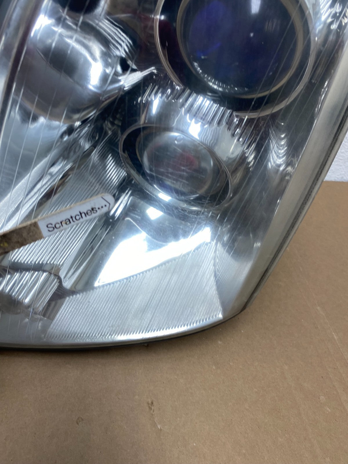 2005 to 2011 Cadillac STS Left Driver LH Side Xenon Headlight AD7841 DW3