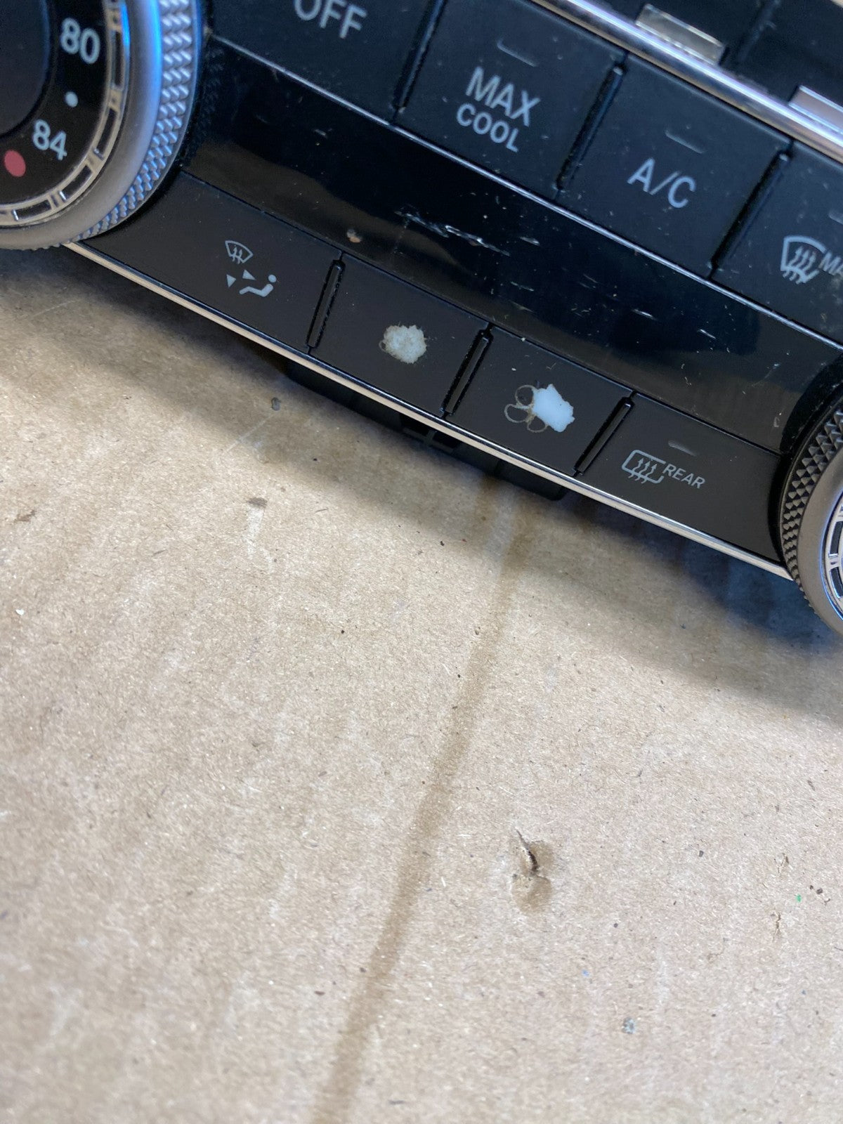2008 2009 2010 Mercedes C-Class C300 A/C AC Climate Control Panel AC9312 DG1