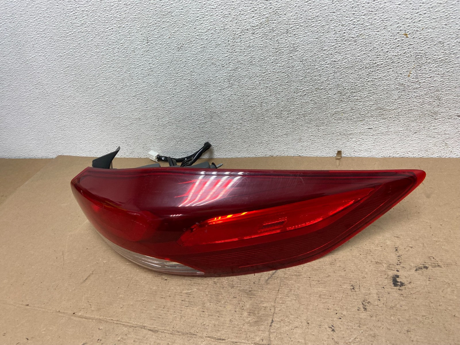 2017 to 2018 Hyundai Elantra Right Passenger RH Side Tail Light TYC AF5134 DW1