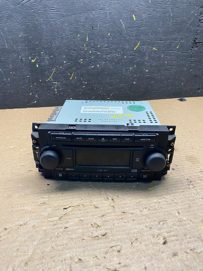 2005 2008 Jeep Dodge Chrysler Screen Display CD Player Satellite Radio S6741 DG0