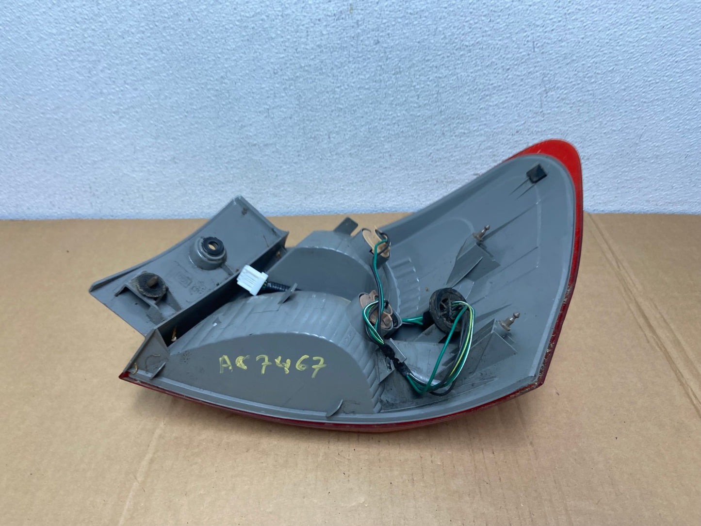 2008 to 2015 Nissan Rogue Left Driver Lh Side Tail Light AC7467 LK5
