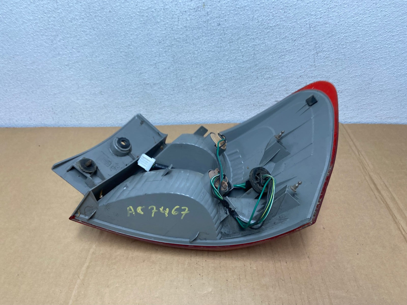 2008 to 2015 Nissan Rogue Left Driver Lh Side Tail Light AC7467 LK5