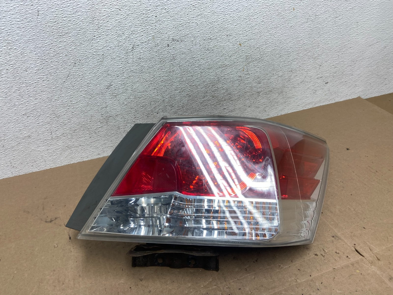 2008 to 2012 Honda Accord Sedan Tail light Right Passenger RH Side AE6034 DW0