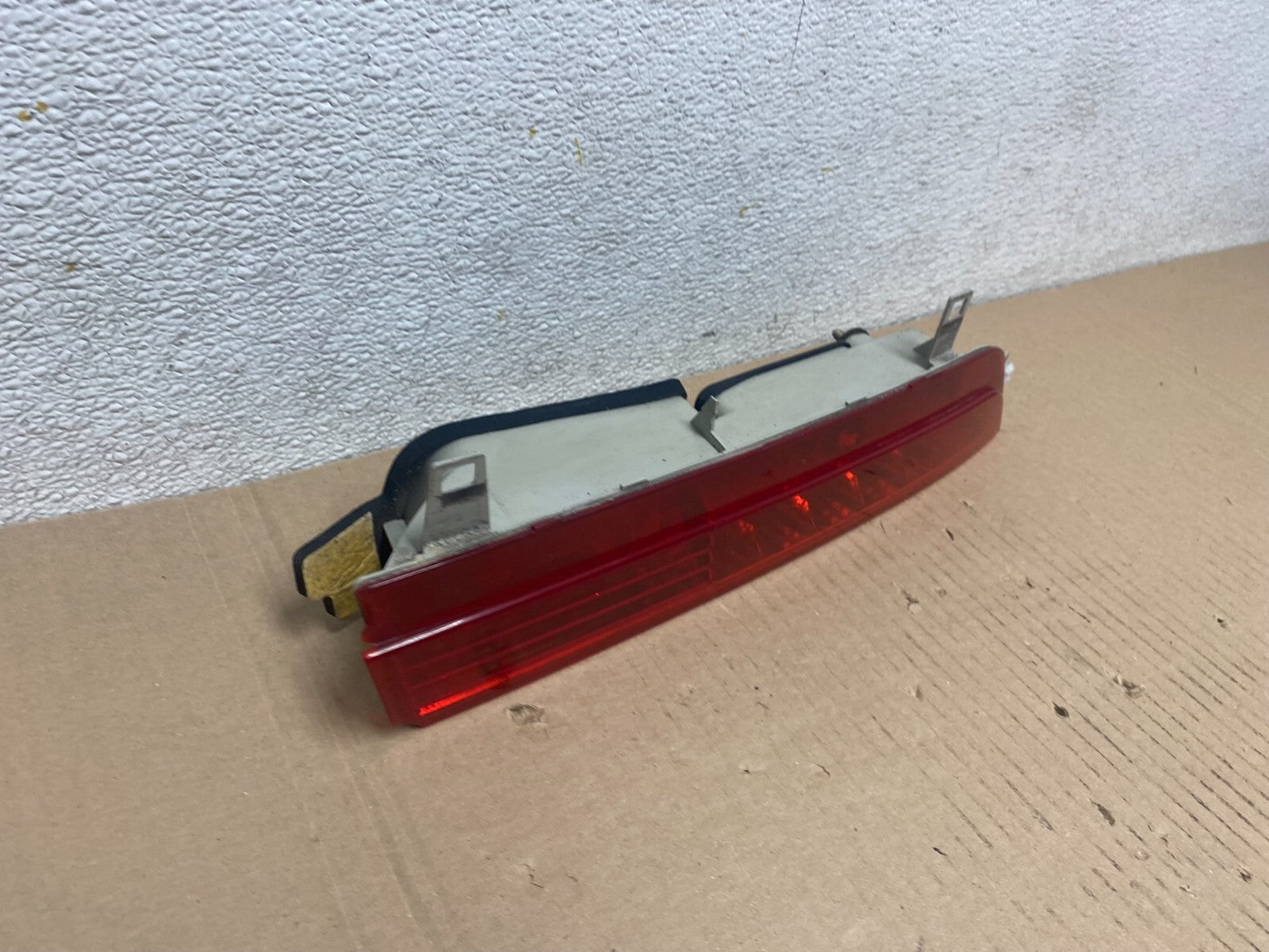 2002 to 2005 BMW 7-Series 745i 760i Left Driver Rear Inner Tail Light Oem I59852