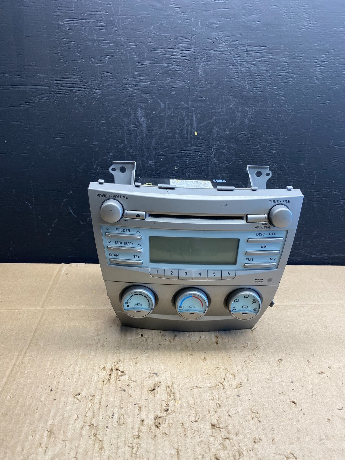 2007 to 2009 Toyota Camry Radio CD Player Climate Control Bezel OEM AC4623 DG0