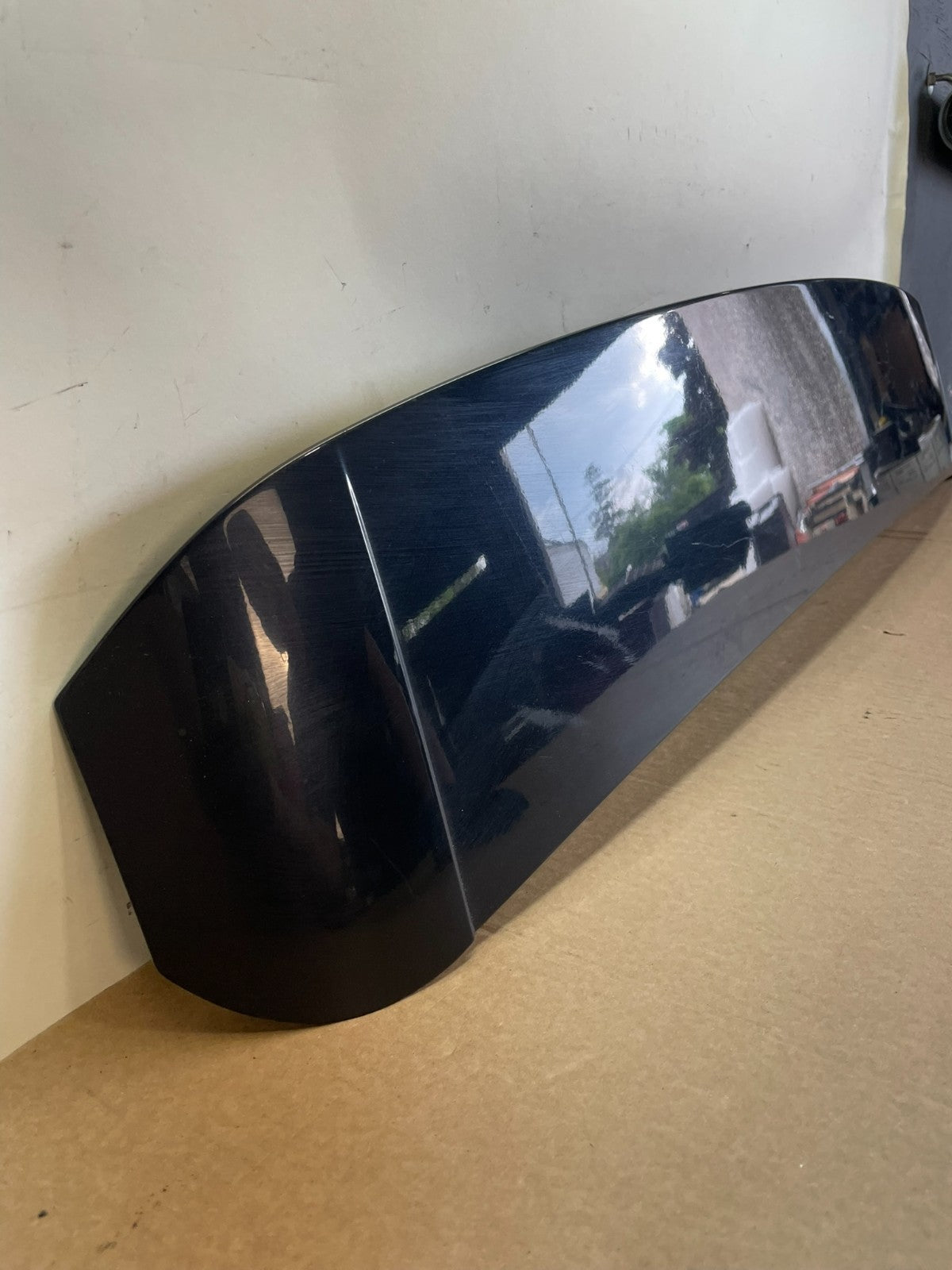 2009 to 2017 Audi Q5 Rear Tailgate Spoiler W/ 3RD Third Brake Light OE AG2872 DG2