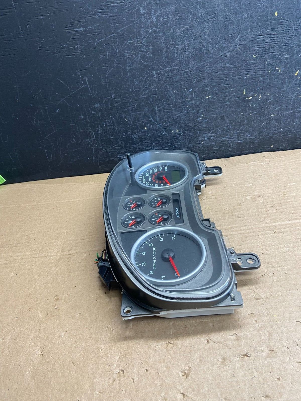 2004 - 2005 Ford F150 F-150 Speedometer Cluster Gauge af2563 DG1