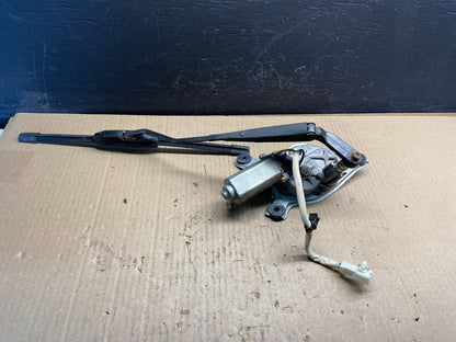 1999 to 2003 Lexus RX300 Rear Liftgate Window Wiper Motor AC0540 DG0