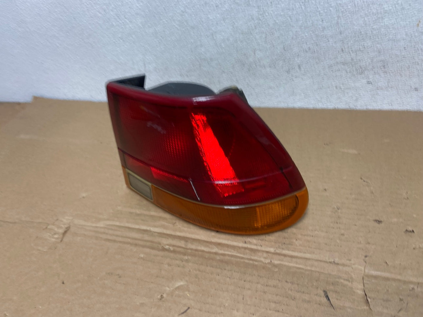 1997-1999 Saturn SL SL1 Sedan Right Passenger RH Side Tail Light AD3863 LK1