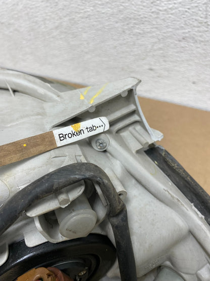 2005 to 2006 Toyota Camry Left Driver LH Halogen Headlight AC5816 DW4