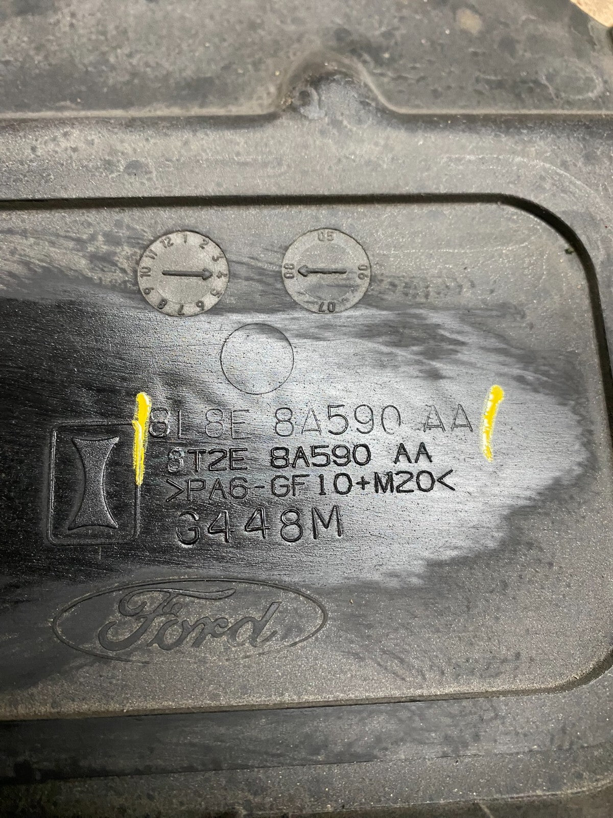 2008 Mazda Tribute  DOHC 24 VALVE Engine Shield Top Cover E48308