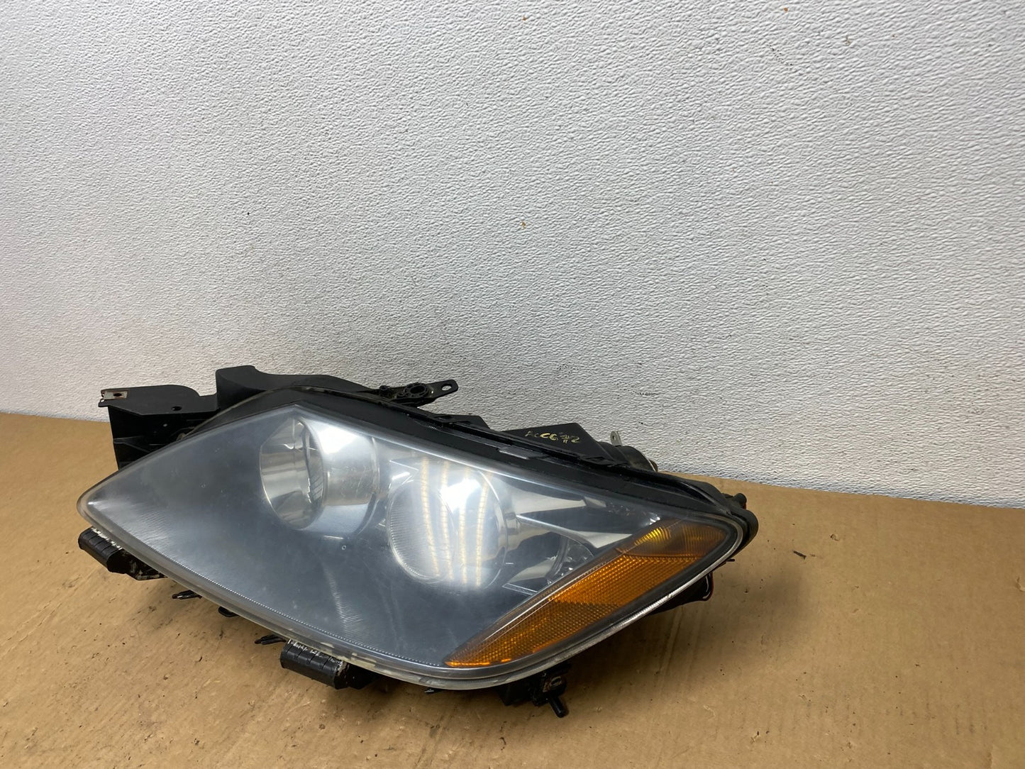 Xenon HID 2007 2008 2009 Mazda CX-7 Left Driver Headlight AC8672 DW1
