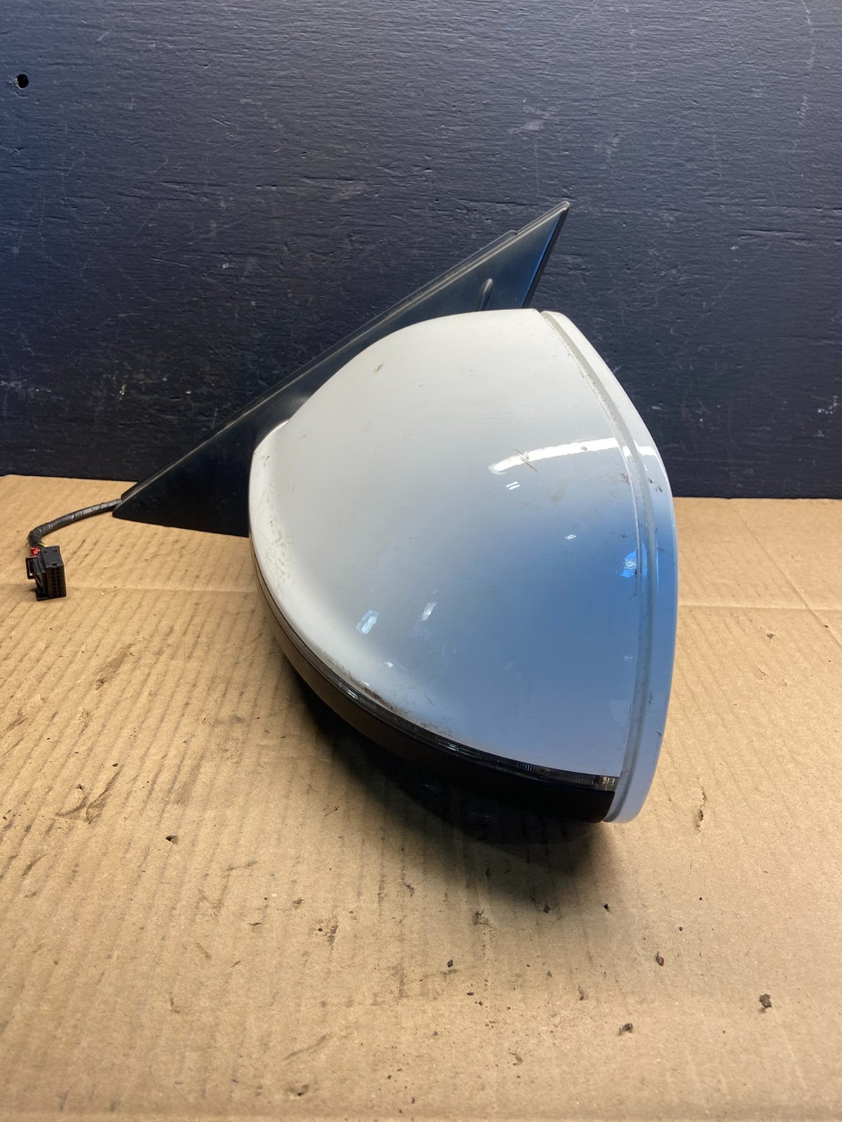 2009 to 2012 Audi Q5 Left Driver LH Side Door View Power Mirror AD2967 DW3