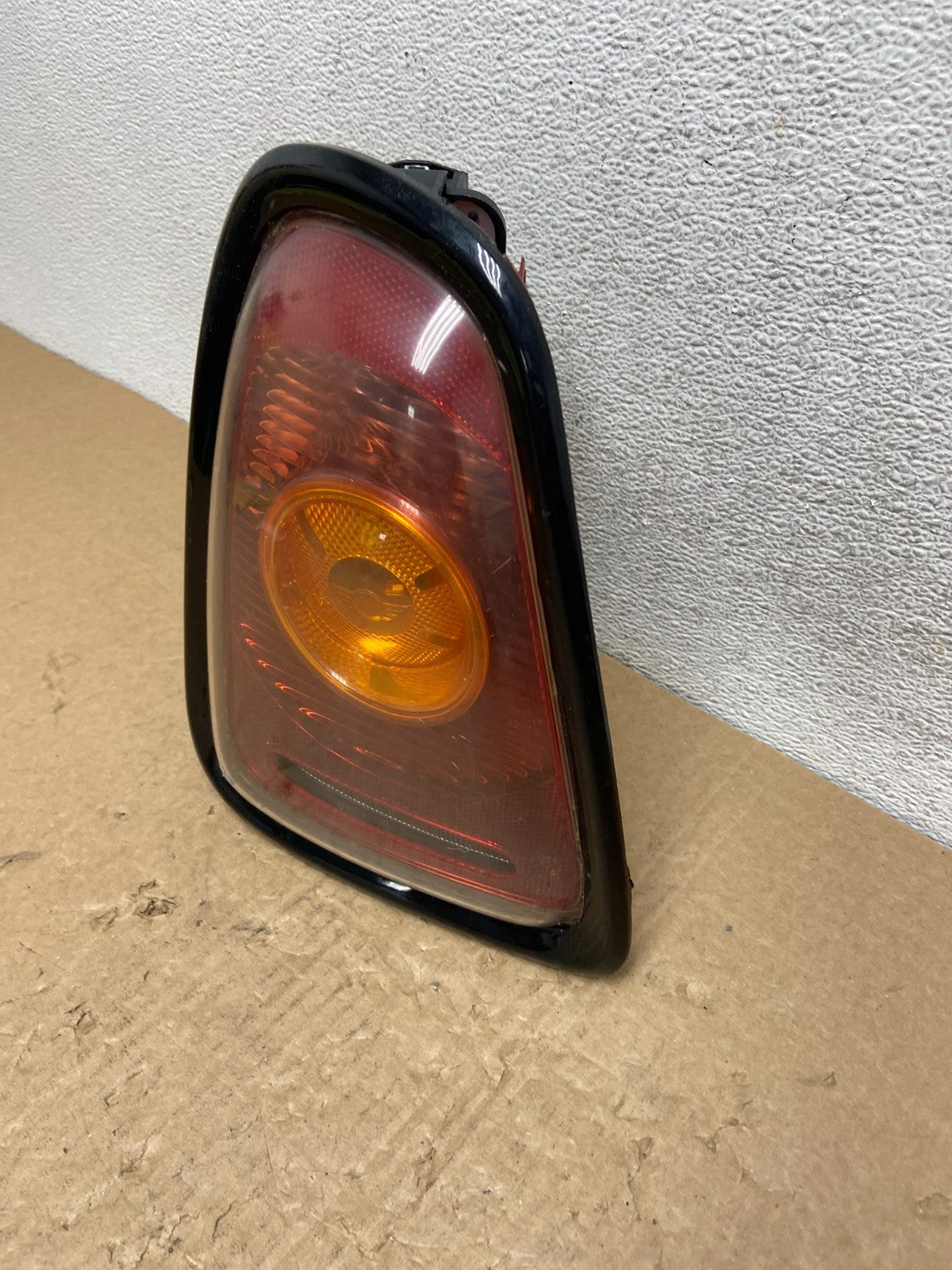 2007 2008 2009 2010 Mini Cooper Left Driver Lh Side tail light AF7957 GD1