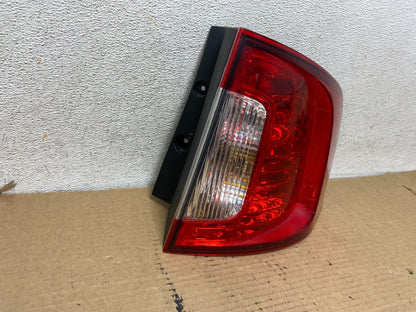 2011 2012 2013 2014 Ford Edge Right Passenger RH Side Tail light AH4092 DW1