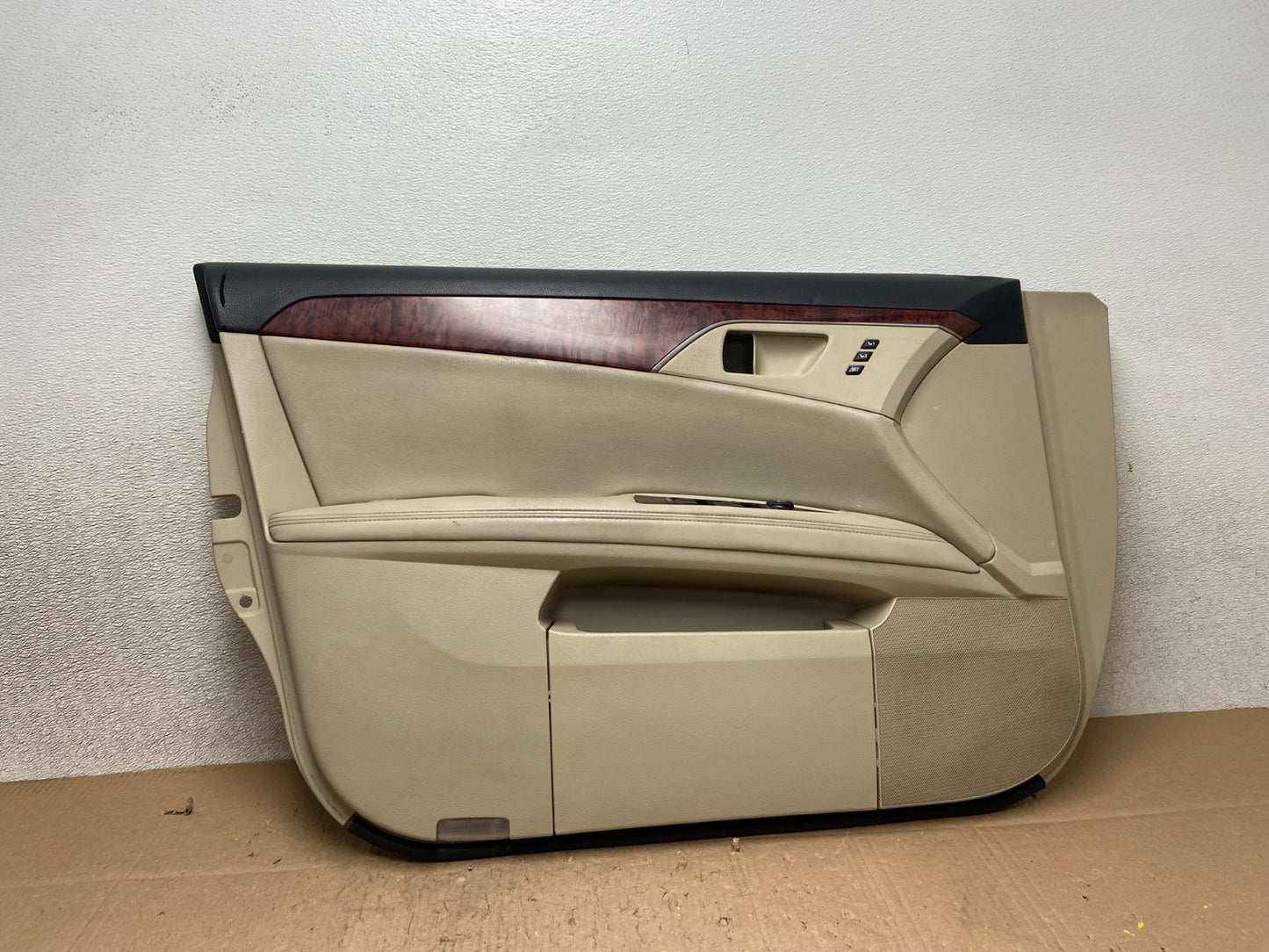 2005-2012 Toyota Avalon Front Left Driver Door Trim Panel Trim Y3191 DG0