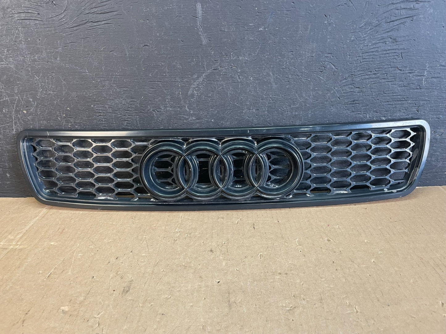 96-01 Audi A4 S4 B5 Black ABS Plastic Sport Mesh Front Hood Grille Grill AD57740