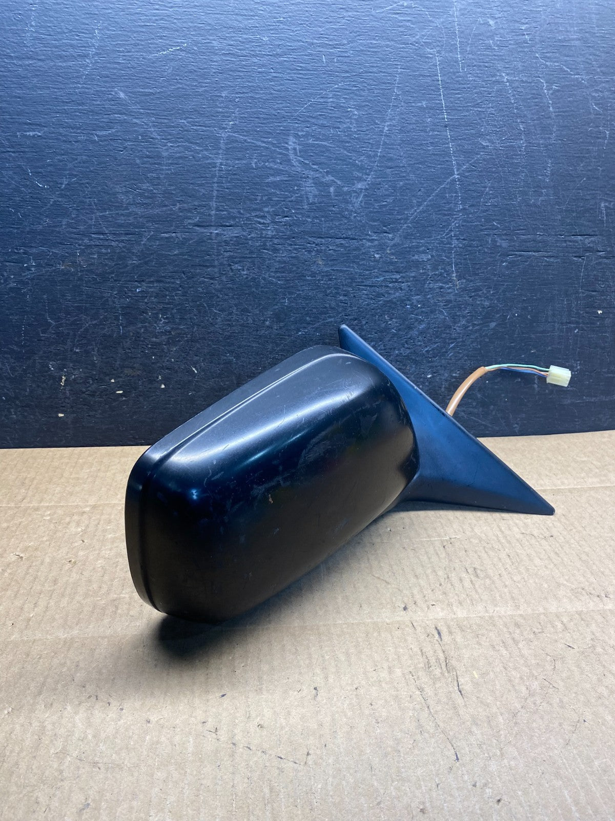 2000 to 2004 Subaru Legacy Right Passenger RH Door Mirror AG7293 DW1