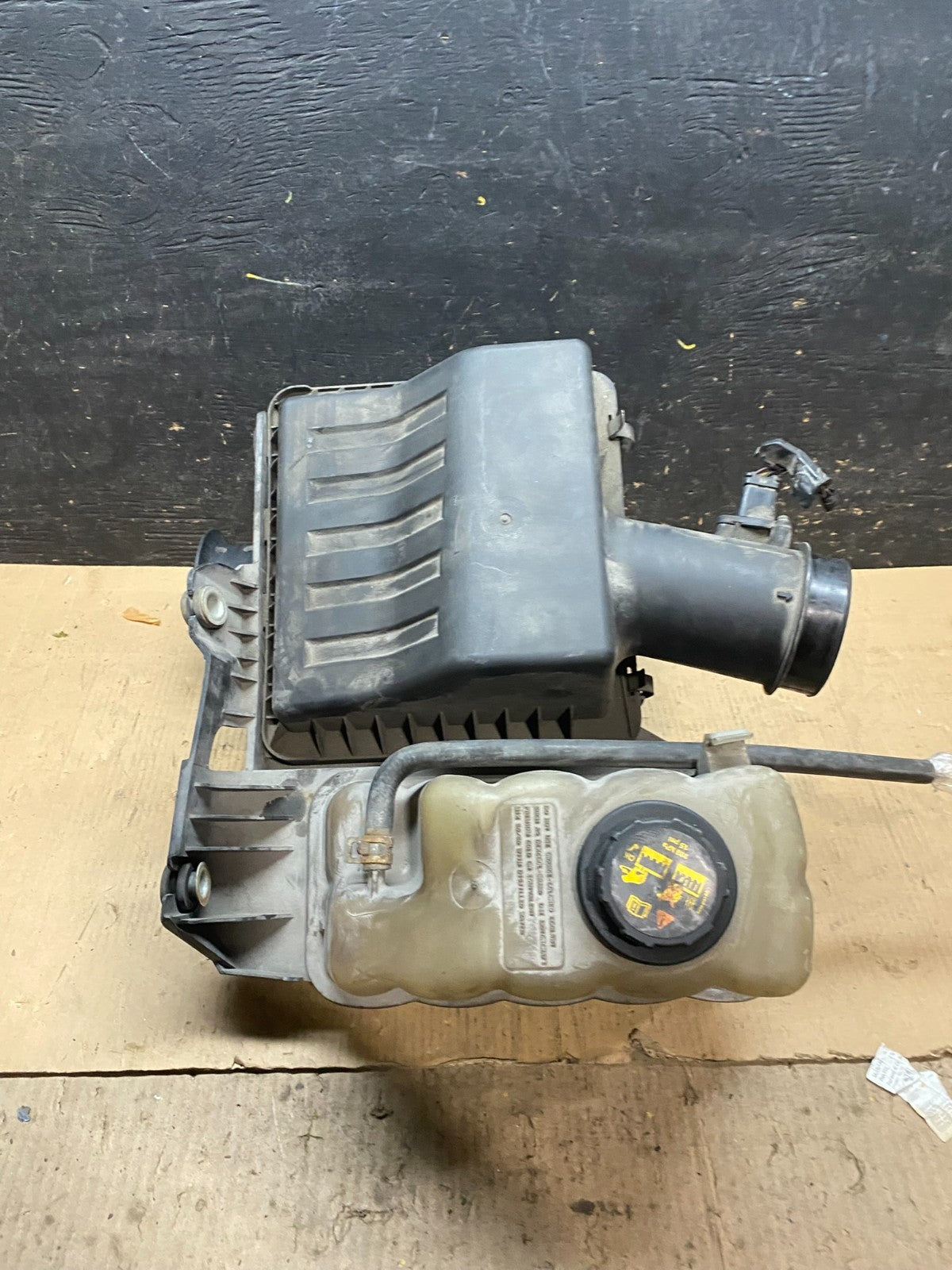 2007-2008 Lincoln Navigator Ford Expedition 5.4L Air Cleaner Intake Box x3133 DG1