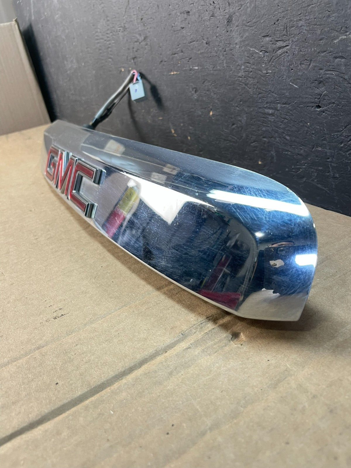 2010-2015 Gmc Terrain Lift Gate Handle Trim Back Up Camera AD0150 DG1