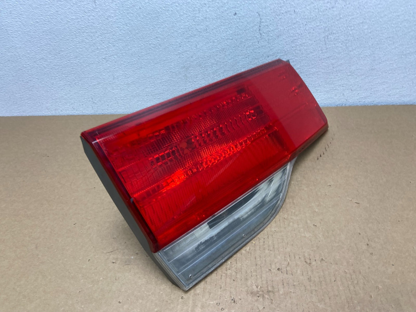 2008 to 2010 Honda Odyssey Left Driver LH Side Tail Light Inner Oem AC1141 DW2