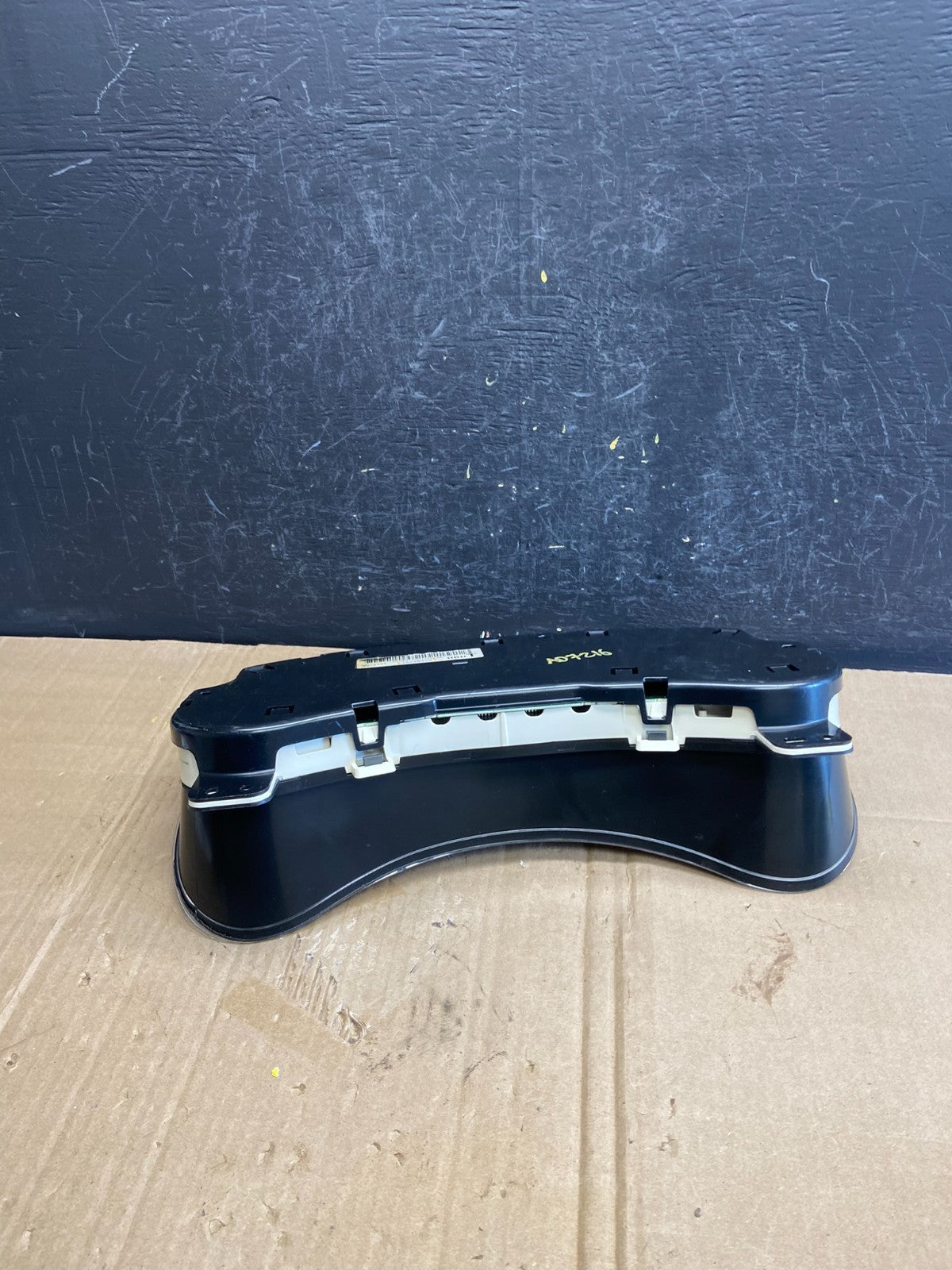 2006 - 2009 GMC Envoy Speedometer Cluster Gauge ad7216 DG5