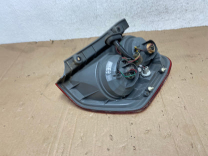 2003 2004 2005 Honda Pilot Left Driver LH Side Tail Light AE9195 LK6