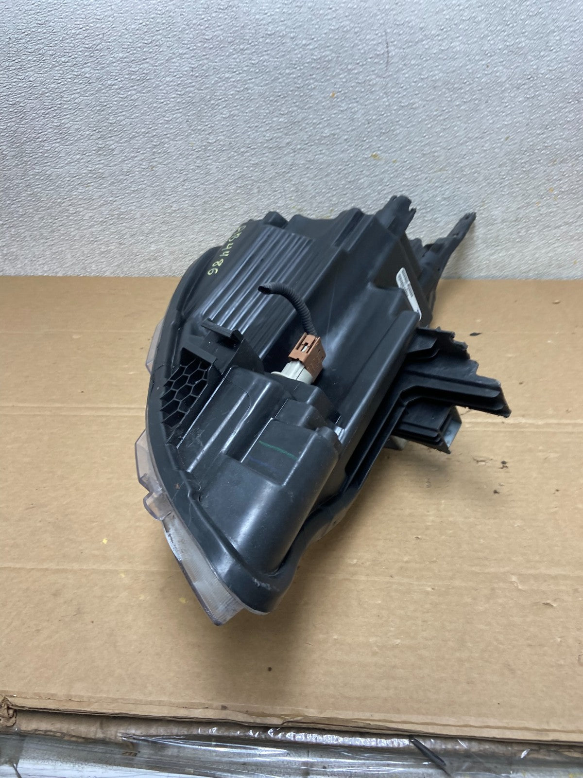 2015 to 2019 Nissan Versa Headlight Left Driver Lh Side TYC AB4486 DW7