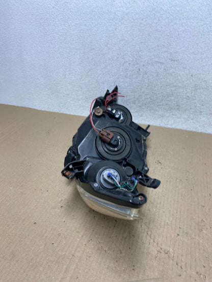 2009 to 2010 Toyota Corolla Right Passenger Rh Halogen Headlight AE9640 DW7