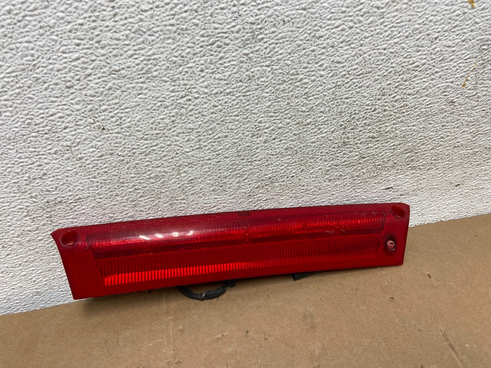 2012 to 2017 Ford Focus SE Trunk Lid Hatch 3rd Brake Light ad8169 DG0