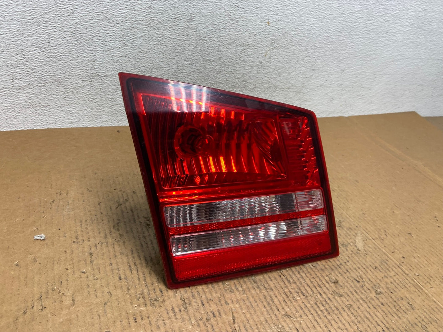 2009-2011 Dodge Journey Left Driver Inner Trunk Lid Tail Light AE1489 LK2