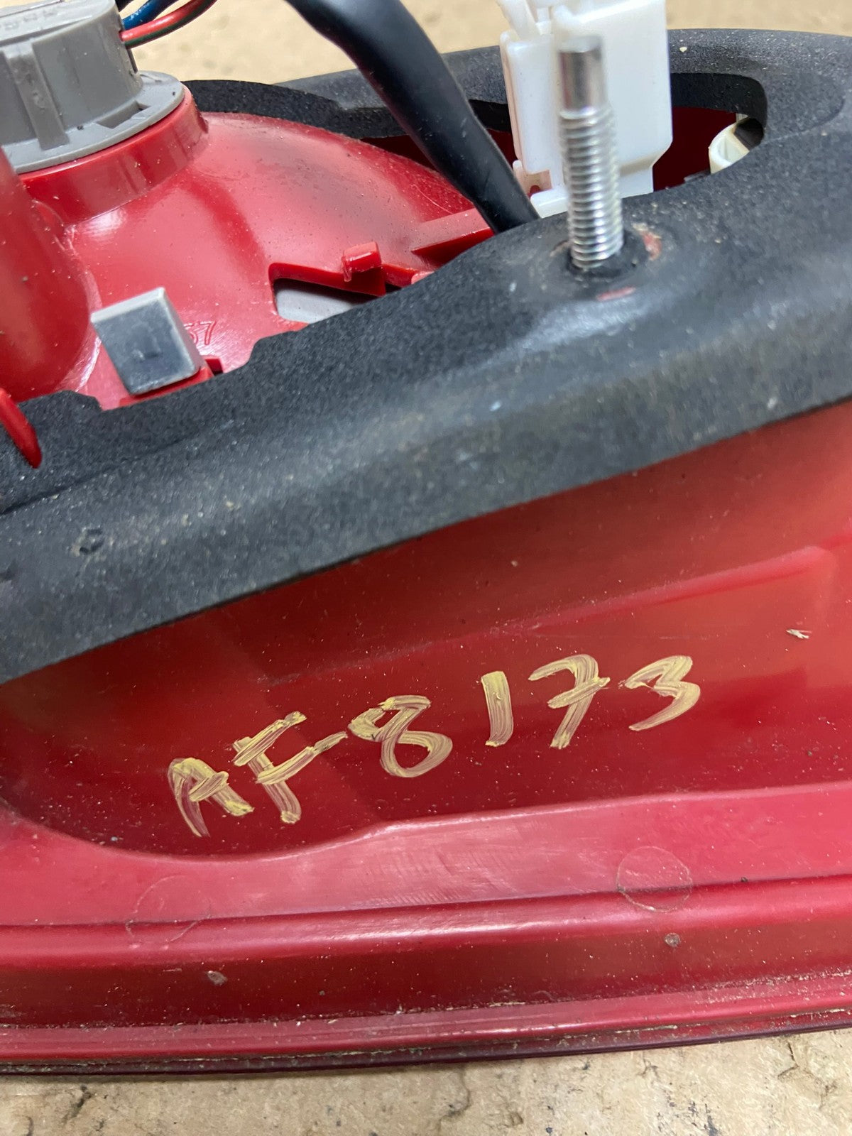 2007 2008 2009 Hyundai Santa Fe Right Passenger Tail Light Inner AF8173 LK6