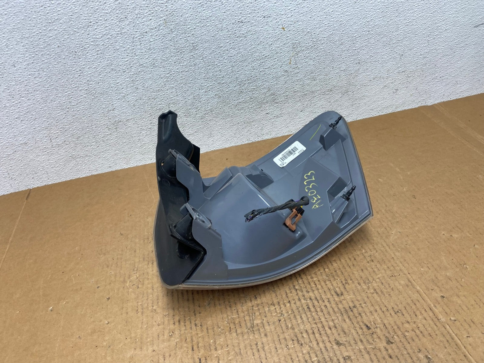 2007 to 2012 GMC Acadia Tail Light Left Driver Lh Side AE0323 LK5