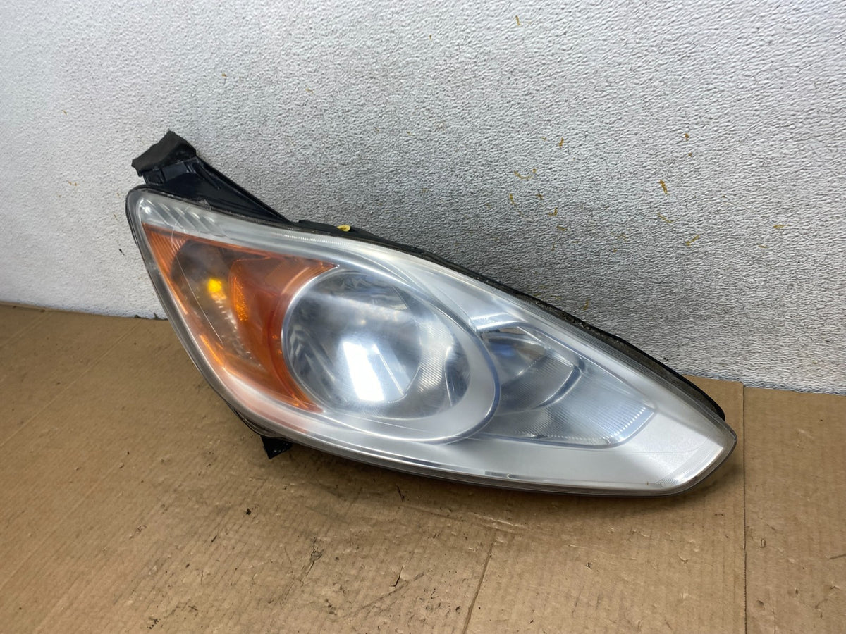 2013 to 2016 Ford C-MAX Right Passenger Side Headlight AI7882 DW1
