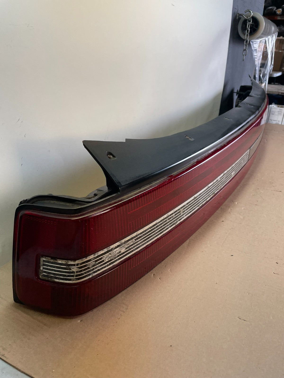 1989 to 1996 Buick Century Center Trunk Tail Light AI4222 DG2