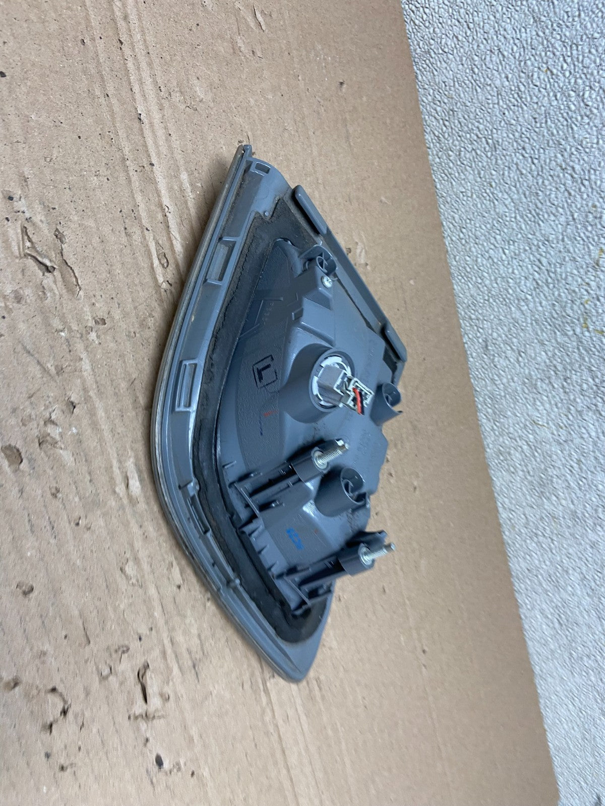 2010 2011 2012 Mazda CX-9 Tail Light Inner Left Driver LH Side AB11244