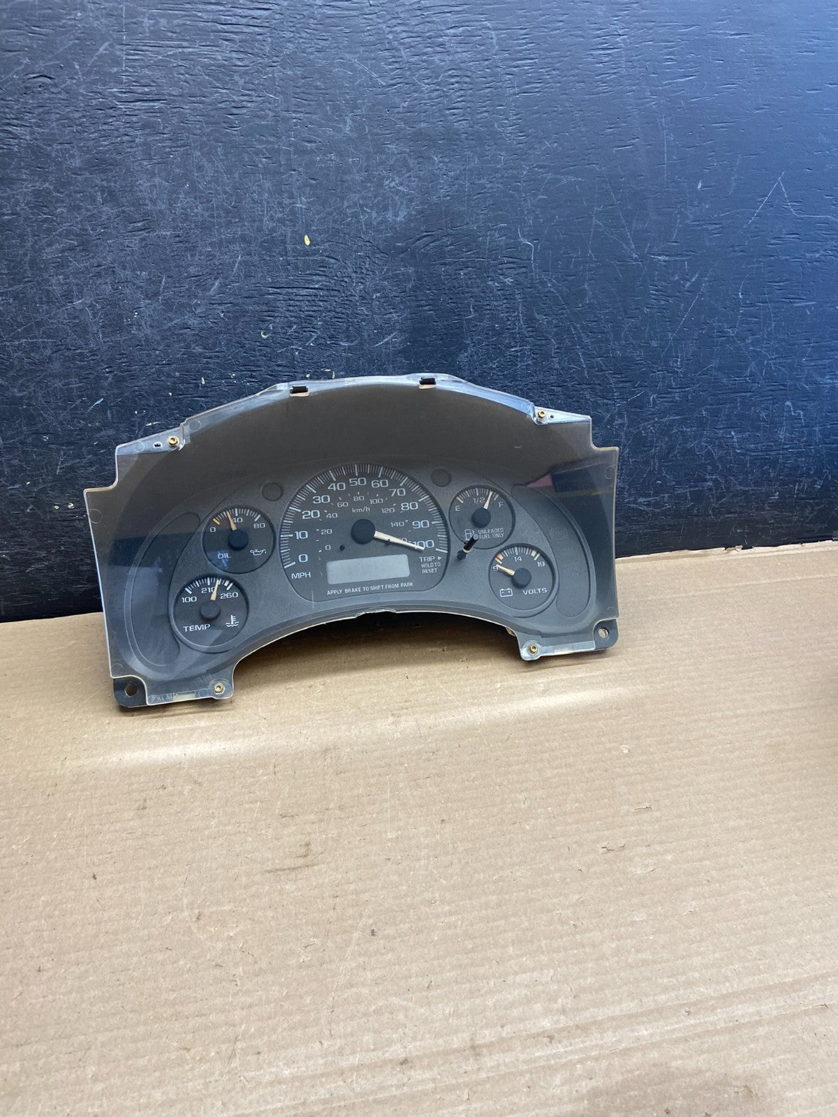 2000 to 2005 Chevrolet Astro Cluster Gauge Speedometer ECM AH1483 DG0