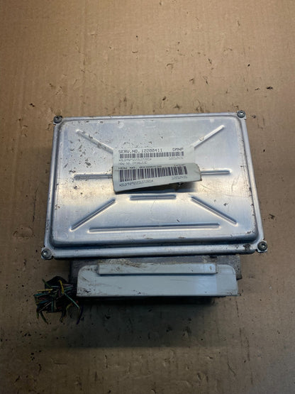 2001-2002 Silverado Tahoe Engine Computer Module 12200411 ECM ECU AE7989 DW0